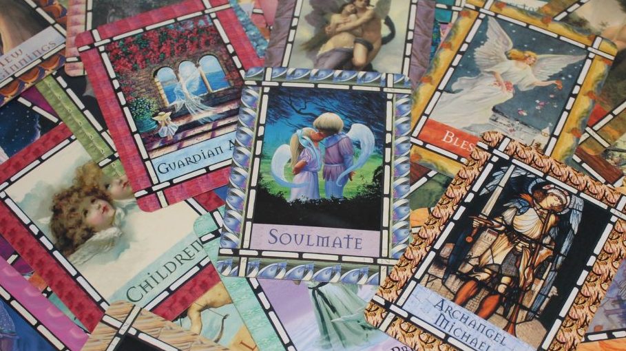 5 Ways In Which Tarot Readings Can Help You Find True Love